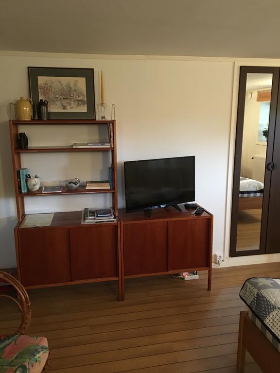 Rum I Villa - Kaerleksudden Norrtaelje Экстерьер фото