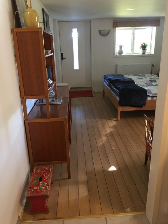 Rum I Villa - Kaerleksudden Norrtaelje Экстерьер фото